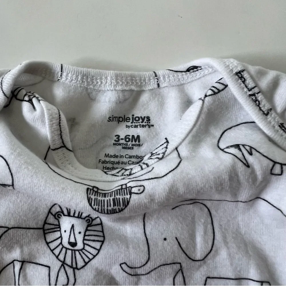 Bundle of Short Sleeve Onesie Bodysuit Baby Size 3 - 6 Months